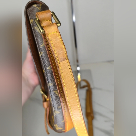 Louis Vuitton Chantilly Monogram Canvas Crossbody Bag Vintage MM - Picture 13 of 14